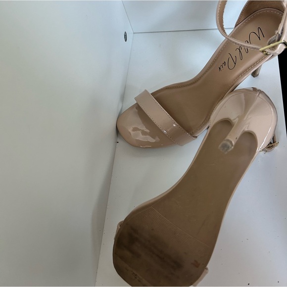 Nude Patent Open Toe Strappy Barely There Stiletto Heels size 9 women’s - Picture 4 of 5